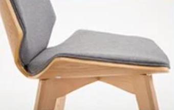 Lahja 實木型格椅子