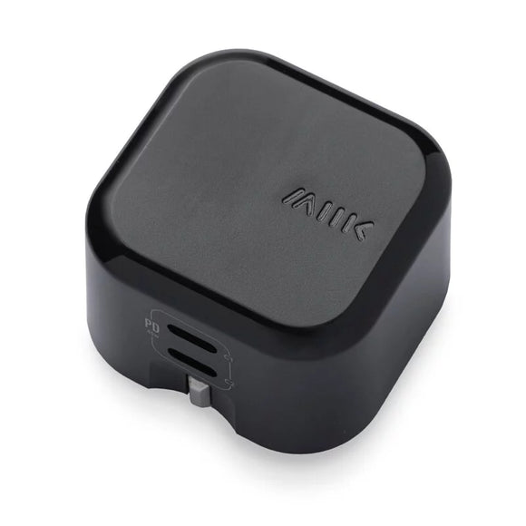 M2K摺充- 摺腳雙TYPE-C GaN45W迷你快速充電器 - 黑色