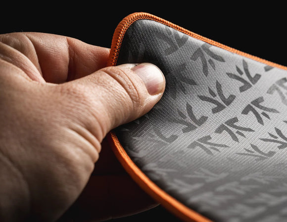 Fnatic Focus 3 Max 滑鼠墊