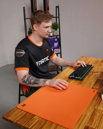 Fnatic Focus 3 Max 滑鼠墊