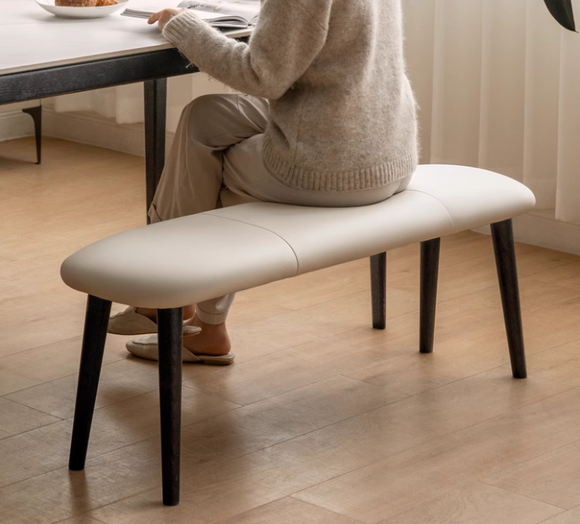 Eira 實木軟包長凳