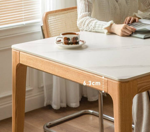 Sopu 橡木岩板餐桌