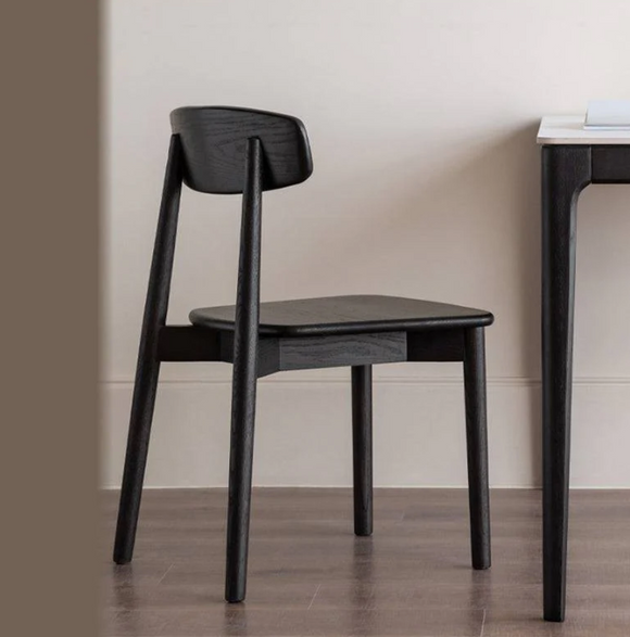 Vihrea 家用實木餐椅