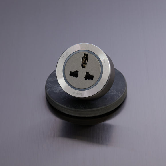 eubiq 13A 多功能豪華款適配器 ITL3 （只供出口）