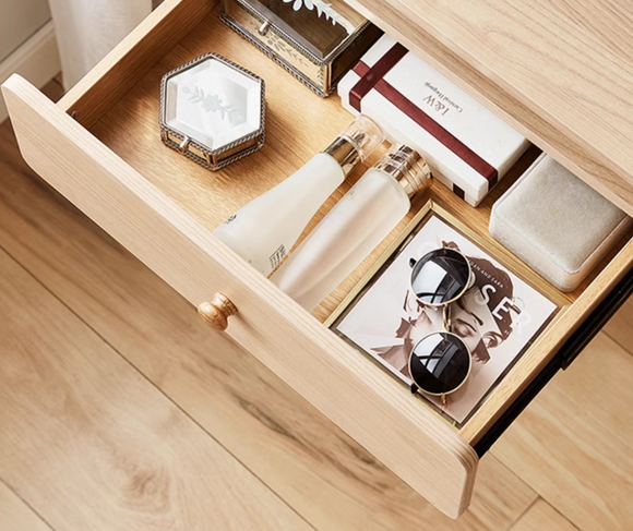 Liberty 揭門式抽屜梳妝枱