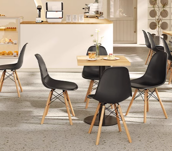 Kana 小戶型原木色餐椅組合