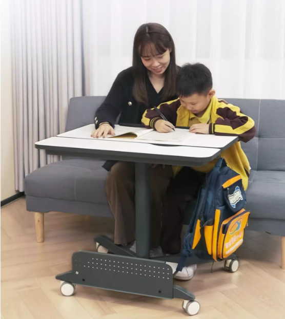 可翻折-行動電腦桌 Foldable Mobile Table
