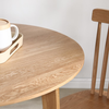 HL48 圓形實木餐桌